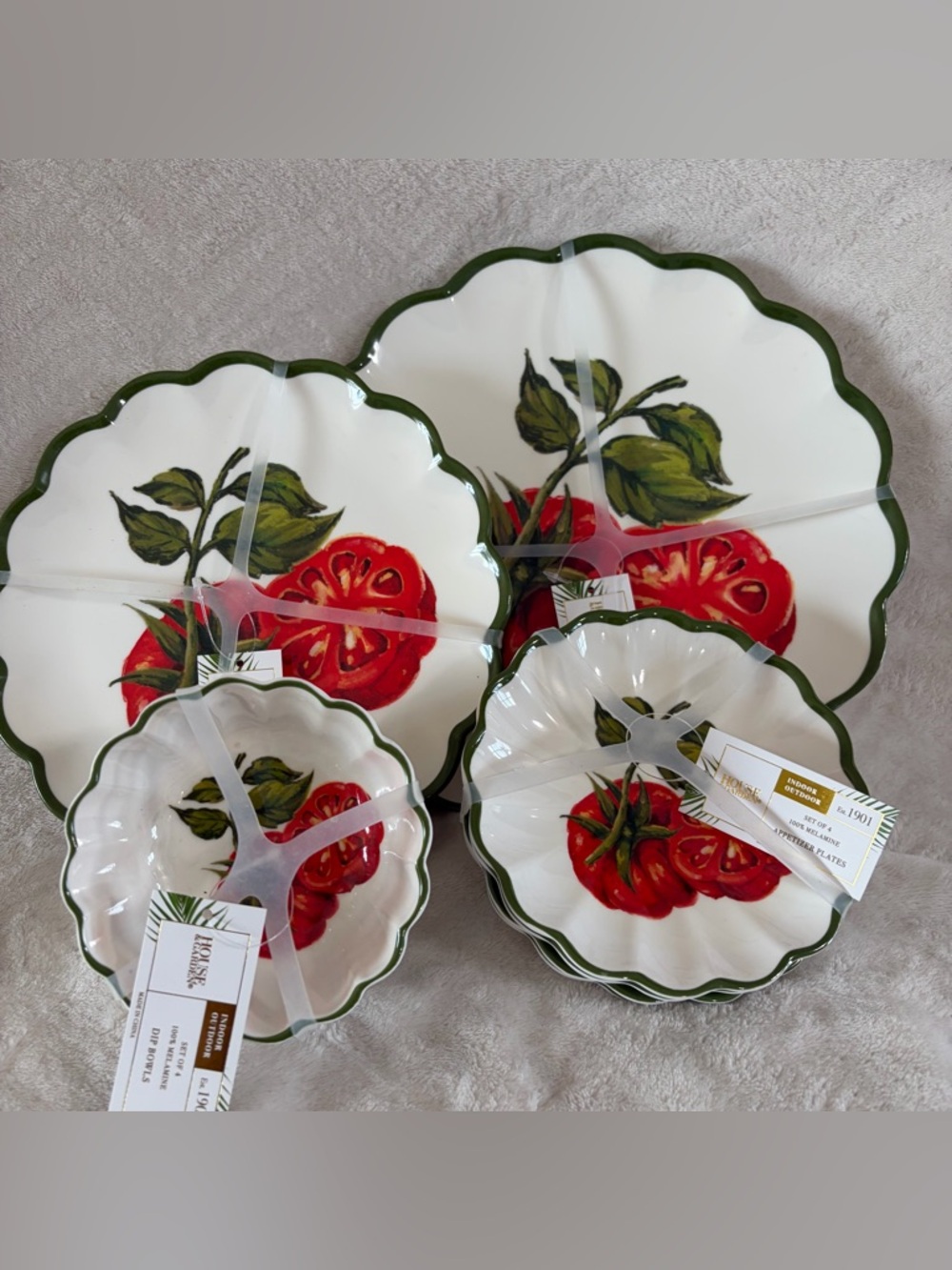 Tomato Print Scalloped Ceramic Salad Plates - White and Red